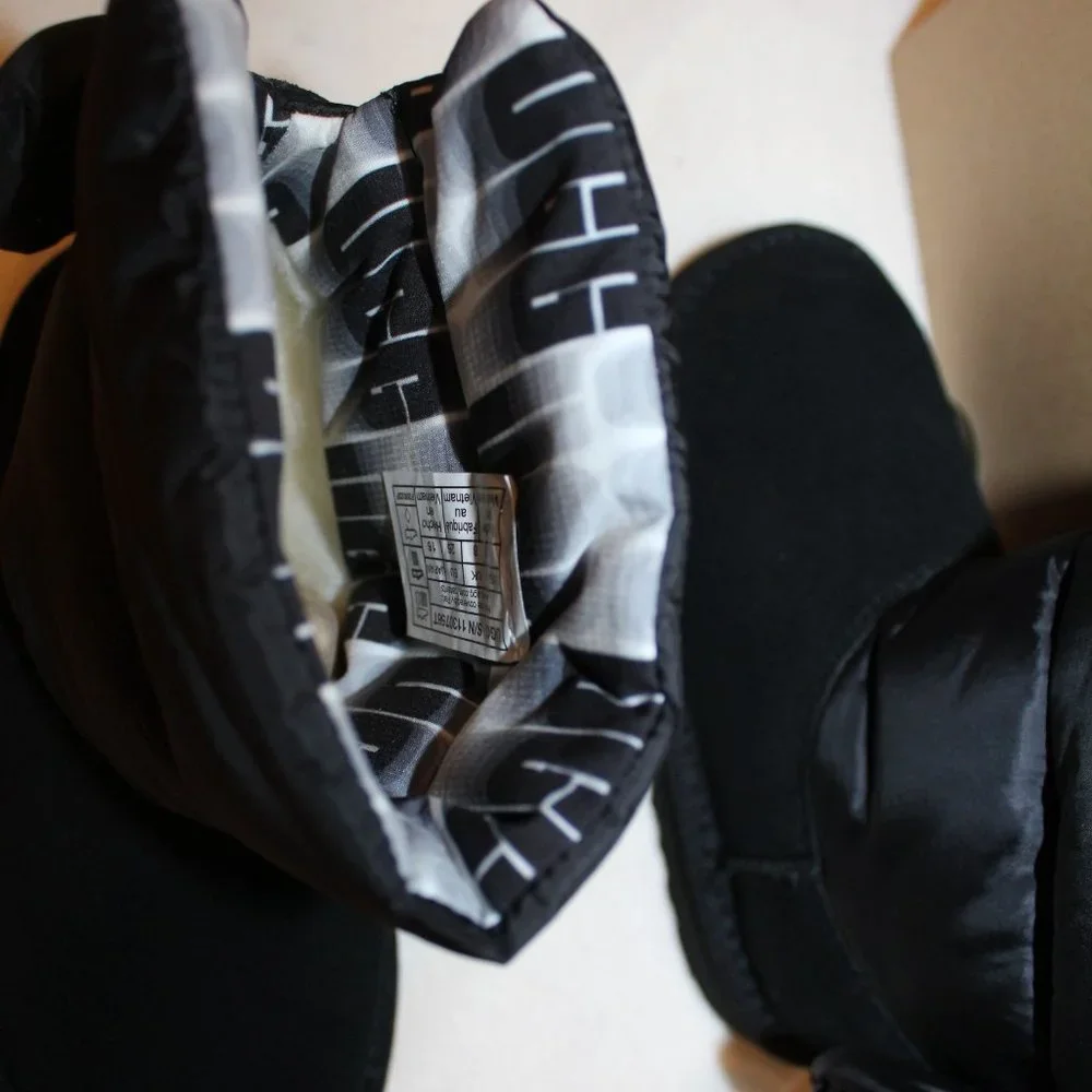 NIB UGG TODDLER BAILEY BOW SUEDE PUFFER WINTER SNOW‎ BOOTS BLACK